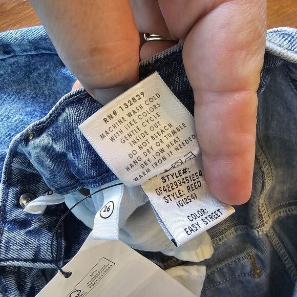 grlfrnd jeans Size 26 Reed Light Wash Straigh Leg Raw Hem - Picture 4 of 9